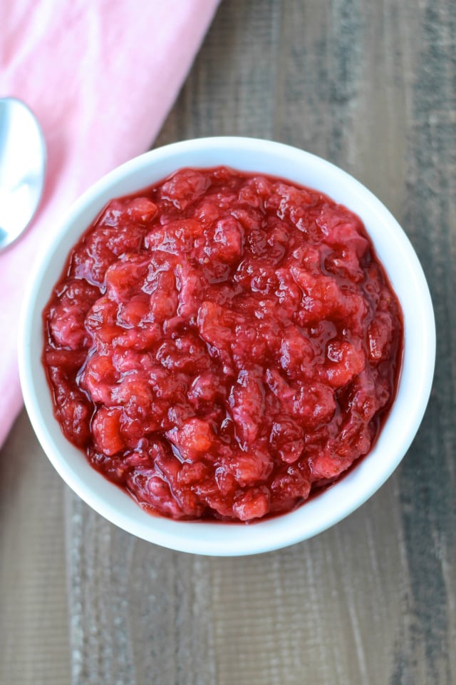 Strawberry Apple Compote | The Foodie Physician #babyfood #naturalbabycookbook
