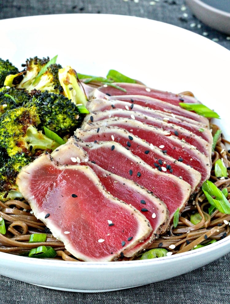Seared Tuna with Soba Noodle & Sesame Roasted Broccoli | @foodiephysician