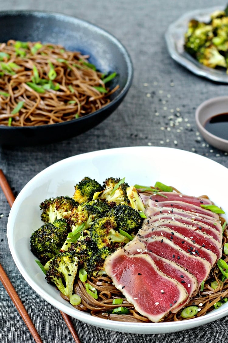 Seared Tuna with Soba Noodle & Sesame Roasted Broccoli | @foodiephysician