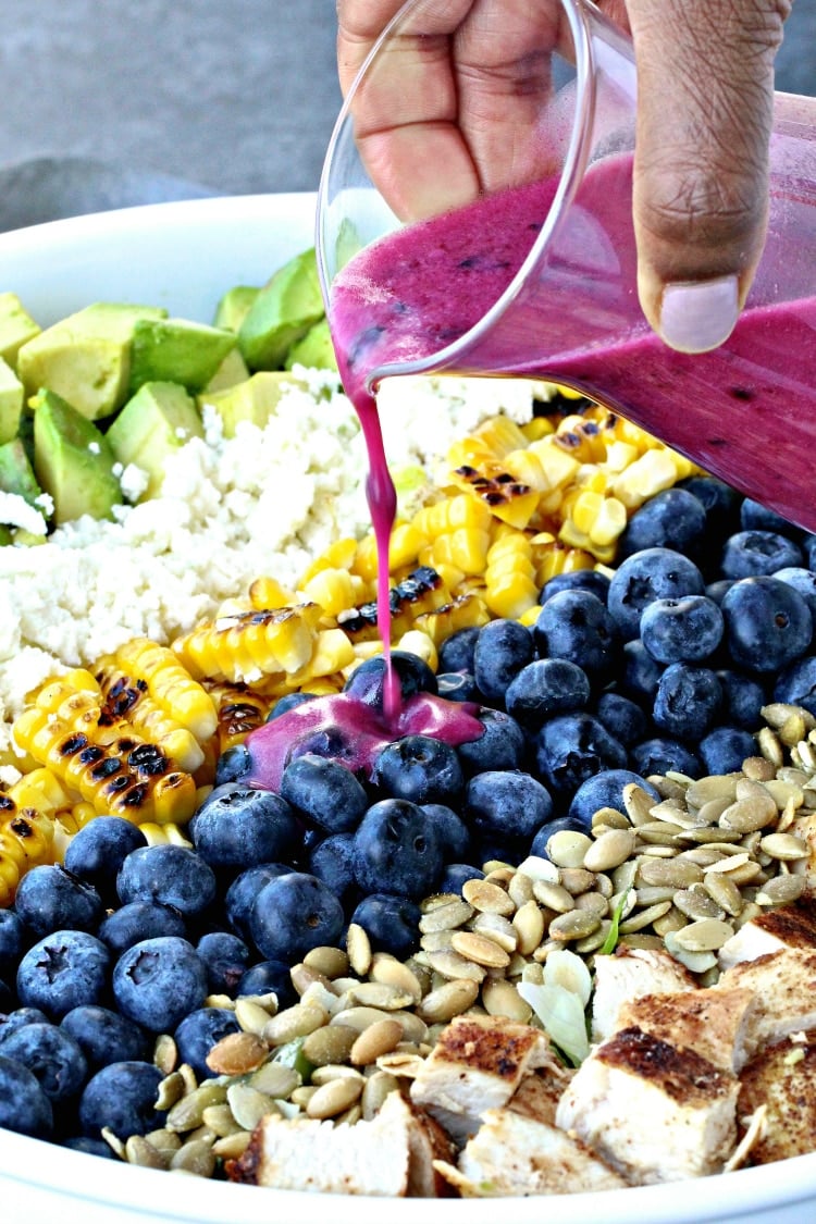 Southwest Blueberry Cobb Salad | @foodiephysician