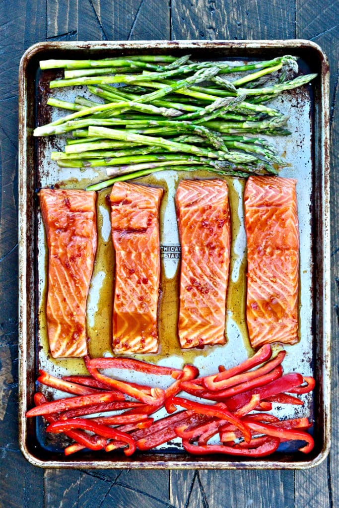 Sheet Pan Salmon with Sweet Chili Sauce | @foodiephysician