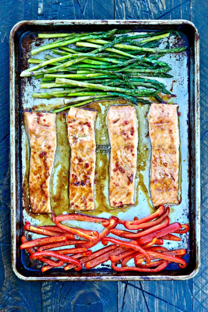 Sheet Pan Salmon with Sweet Chili Sauce | @foodiephysician