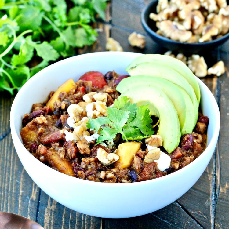 Pumpkin Walnut Chili | @foodiephysician