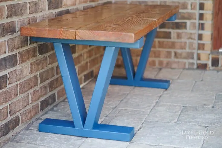 two toned outdoor bench
