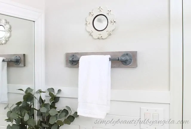DIY pipe towel rack