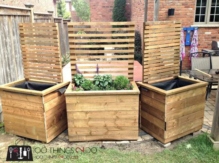 planter boxes with privacy panels