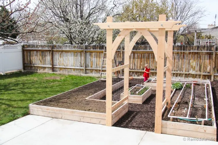 Image for DIY Arbor Entryway