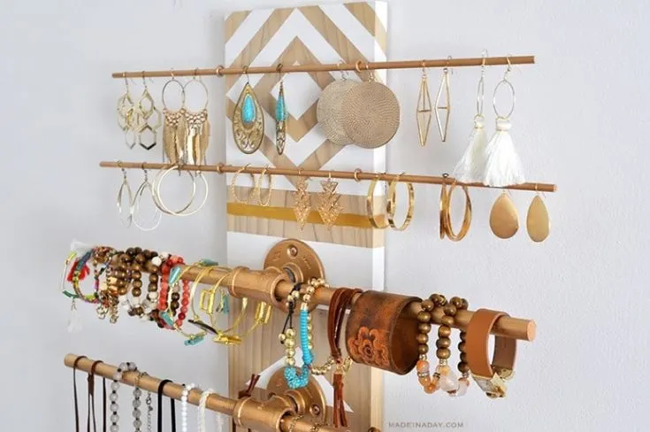 wall jewelry organizer made from one board