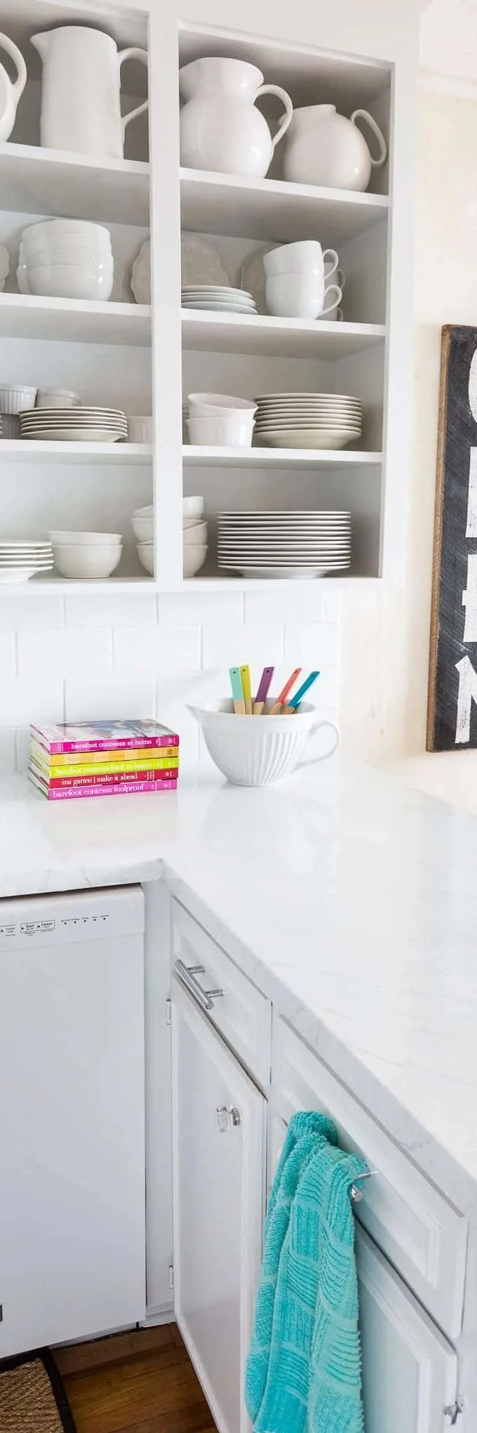 faux Carrara marble DIY countertop