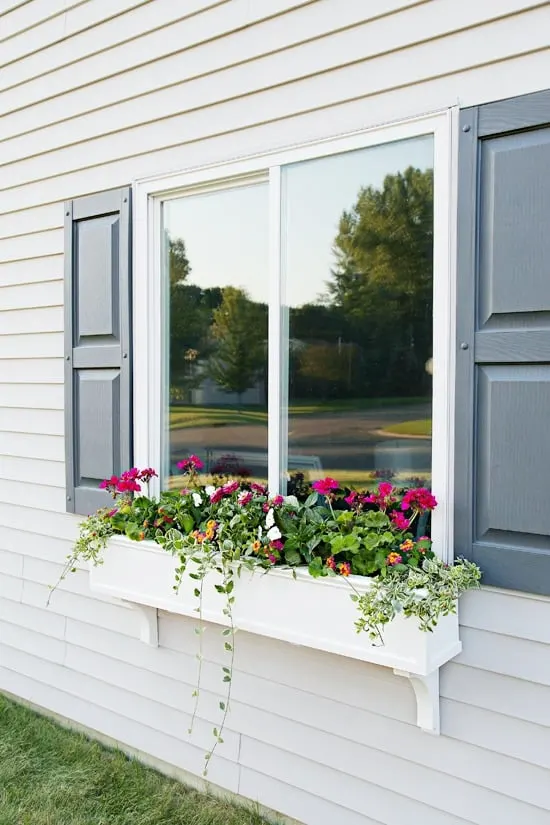 Image for DIY Window Planter Box with Corbels