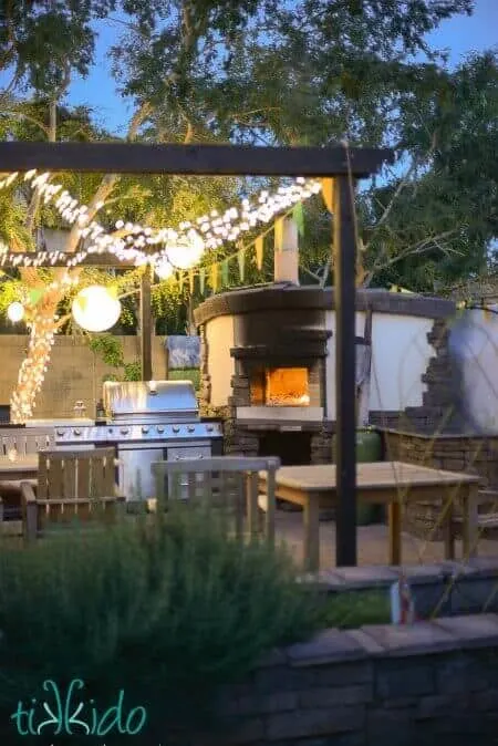 Image for Outdoor Kitchen with Pizza Oven