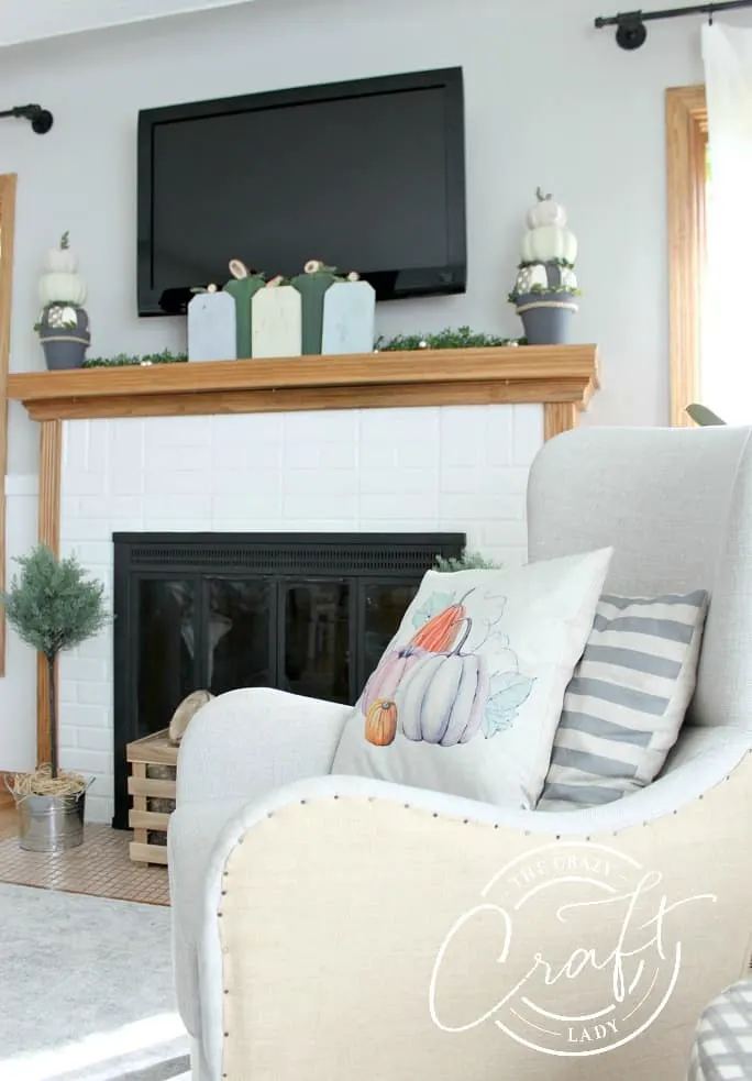 Image for DIY Fence Picket Pumpkins