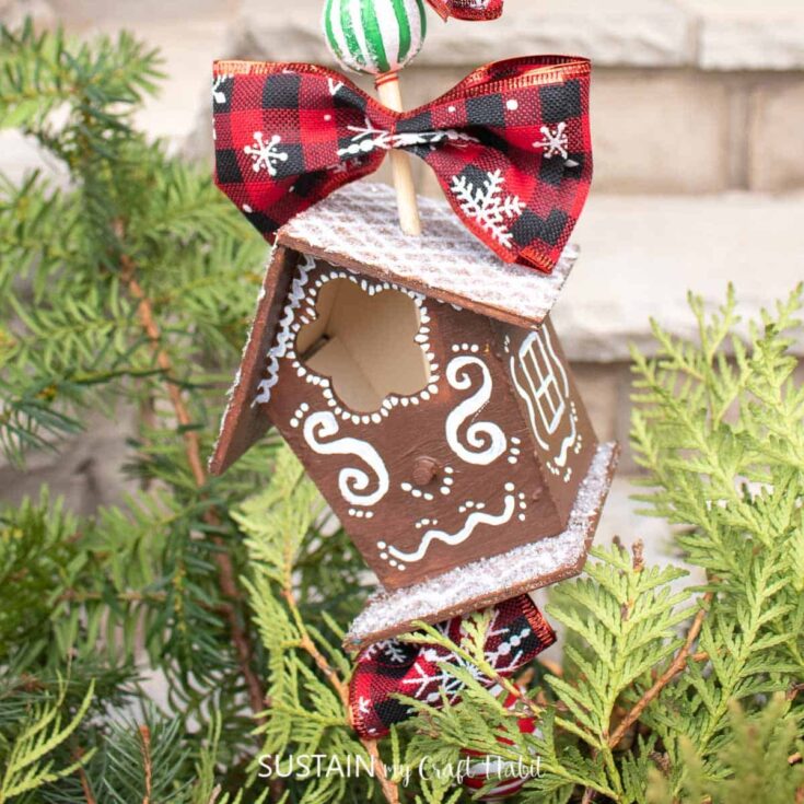 Image for Gingerbread-inspired Porch Planter Picks