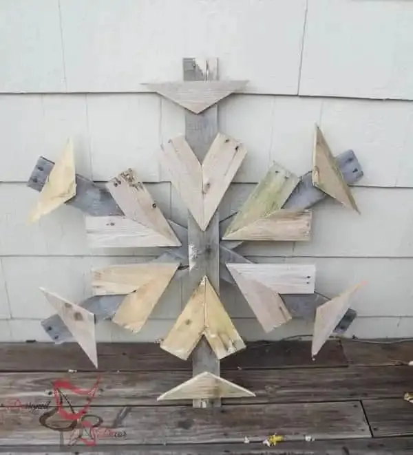 Image for Repurposed Pallet Snowflakes