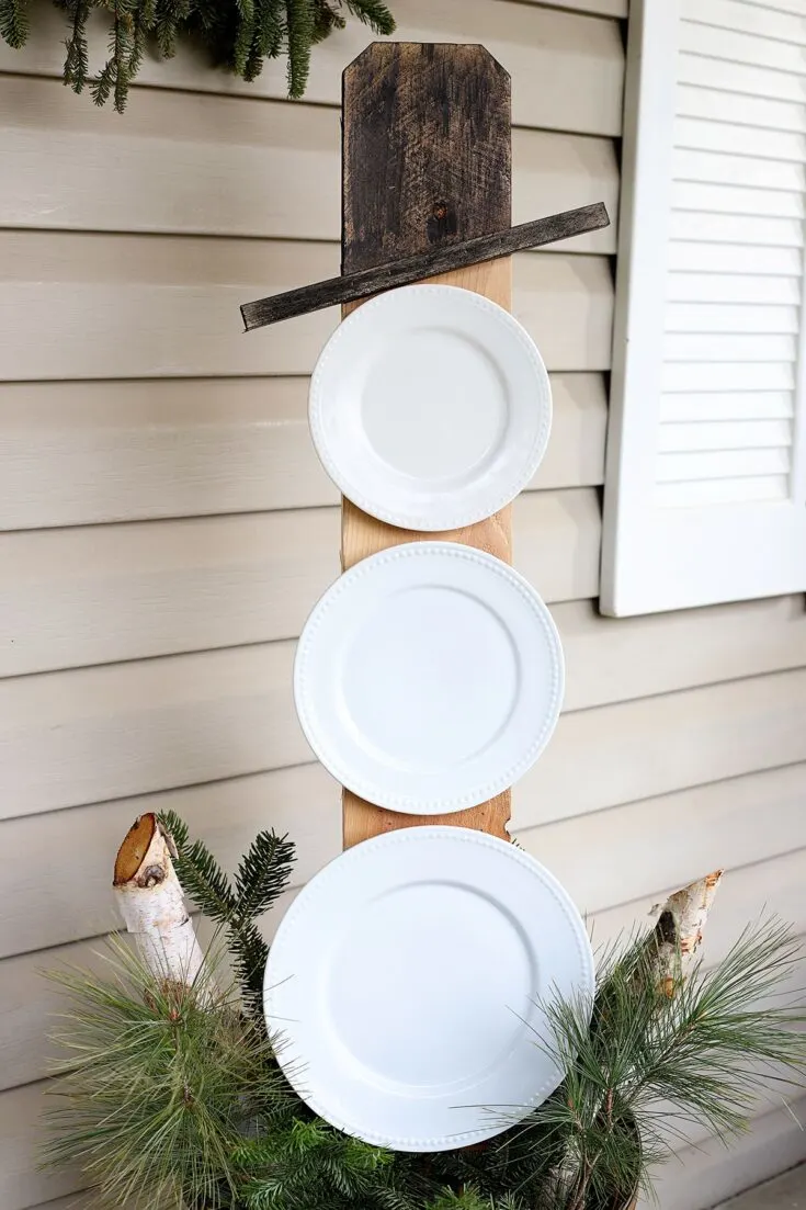 Image for Upcycling Plates Into A Snowman 