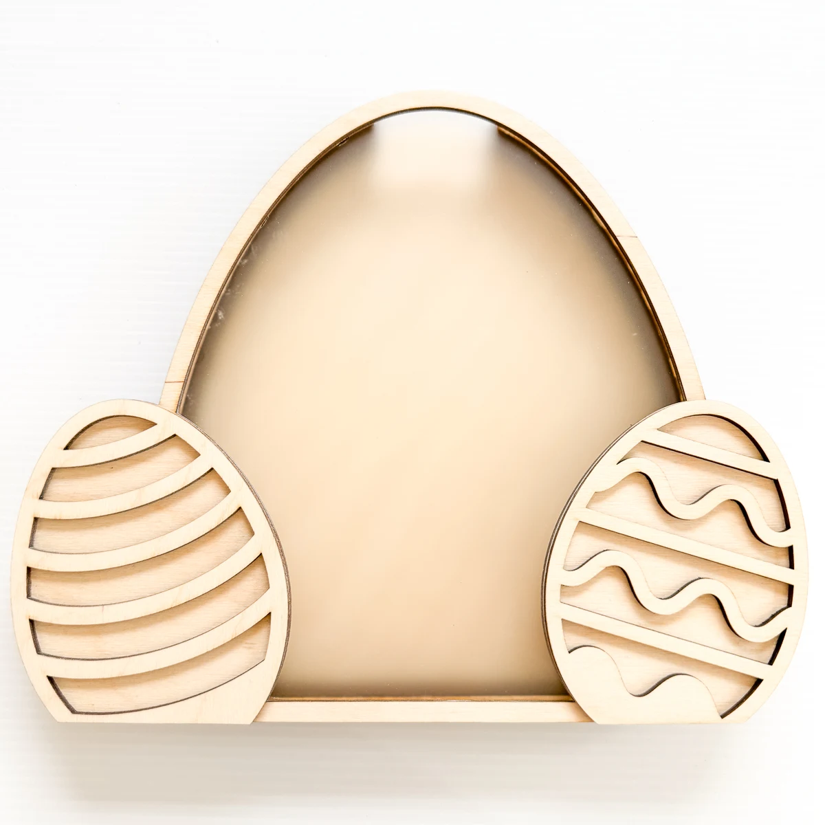 wood Easter candy holder complete