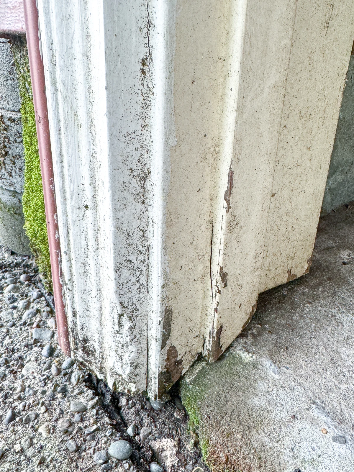 bottom of garden shed door frame