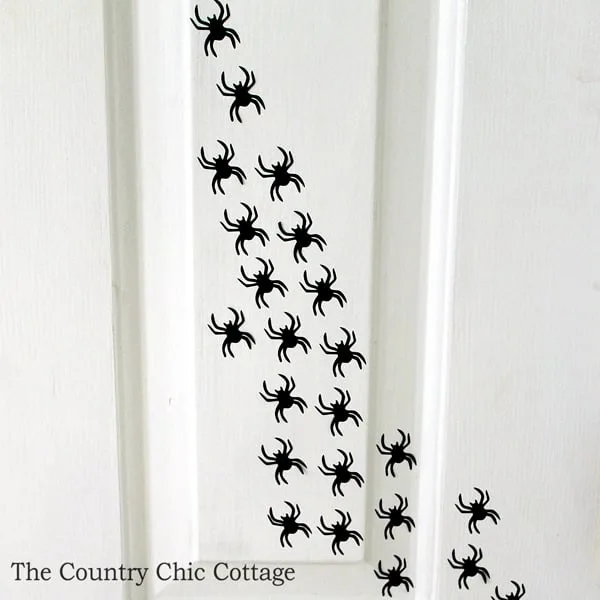 Image for DIY Spider Decorations For Your Door