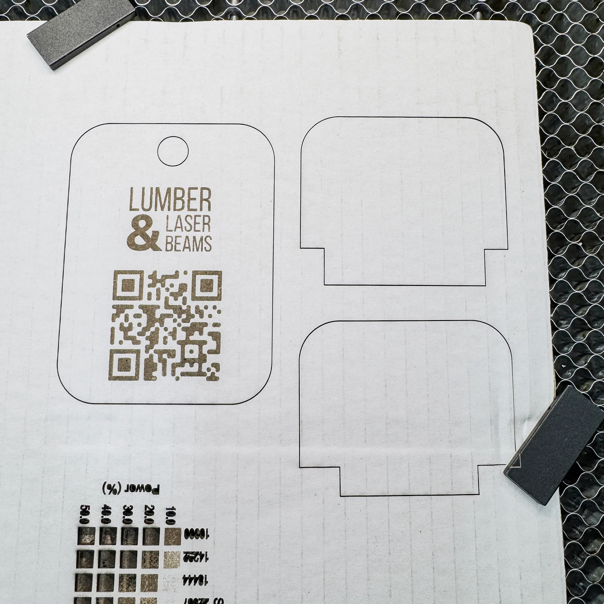 test cut of cardboard packaging